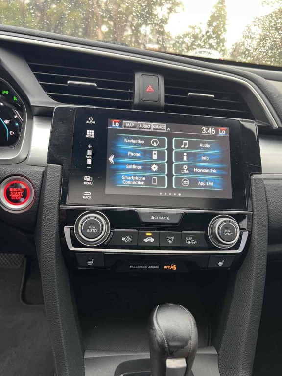 2017 Honda Civic Image 12