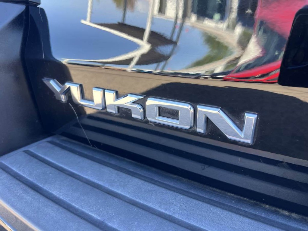 2018 GMC Yukon Image 5
