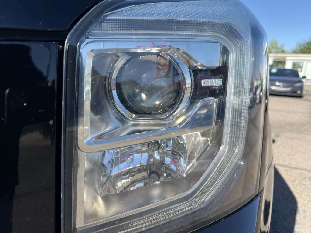 2018 GMC Yukon Image 7