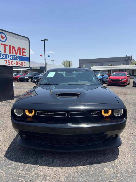 2022 Dodge Challenger Image 2