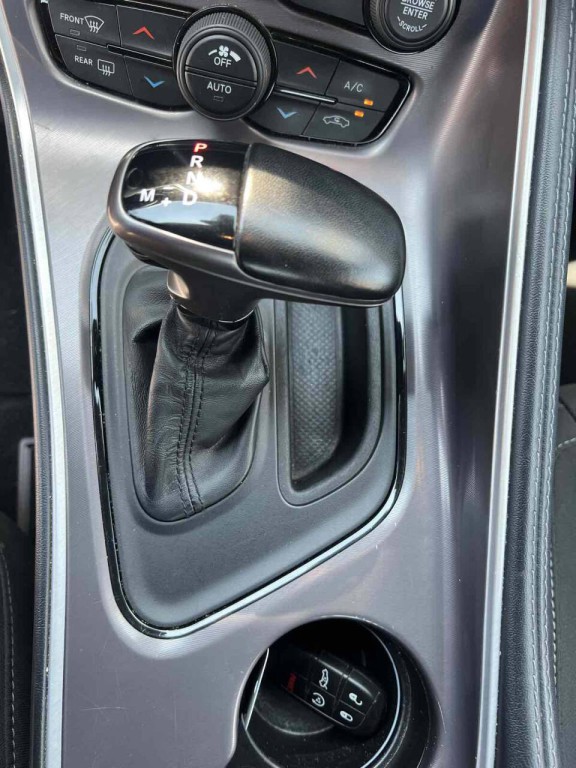 2022 Dodge Challenger Image 10