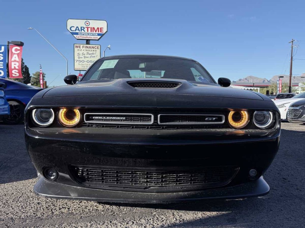 2022 Dodge Challenger Image 3
