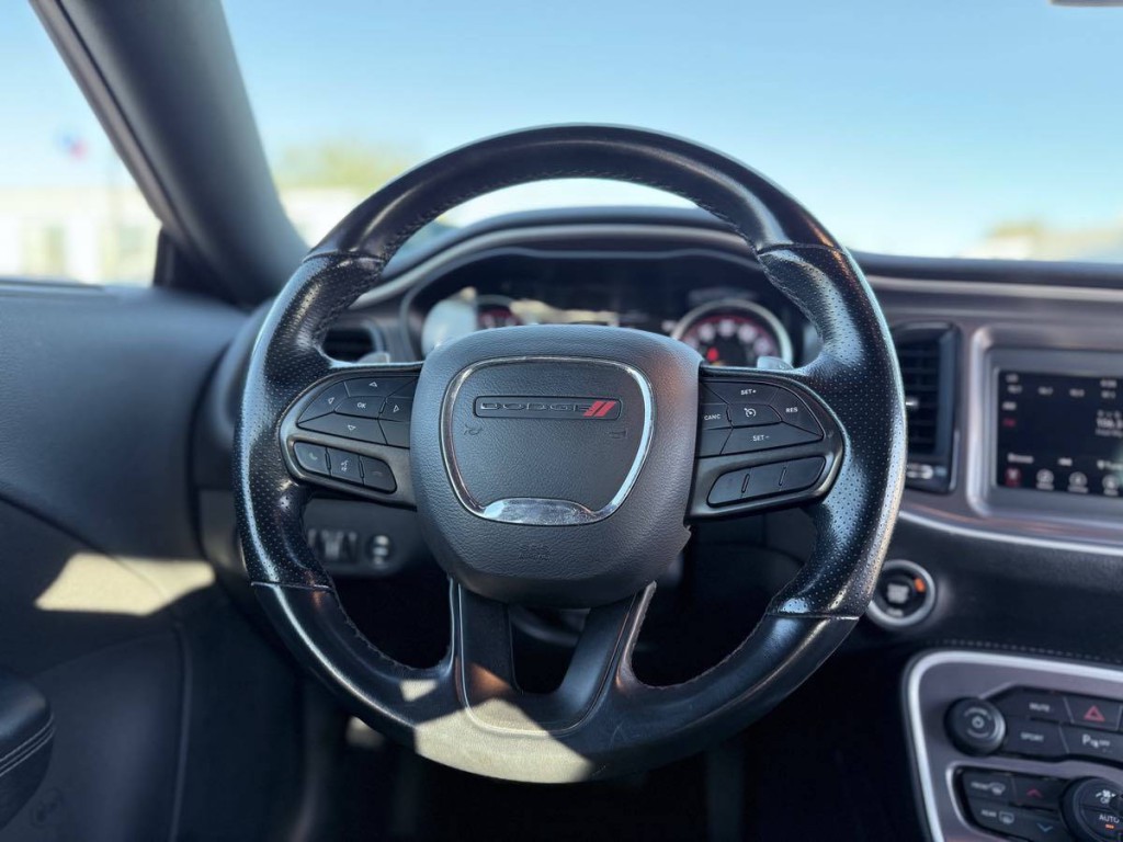 2022 Dodge Challenger Image 13