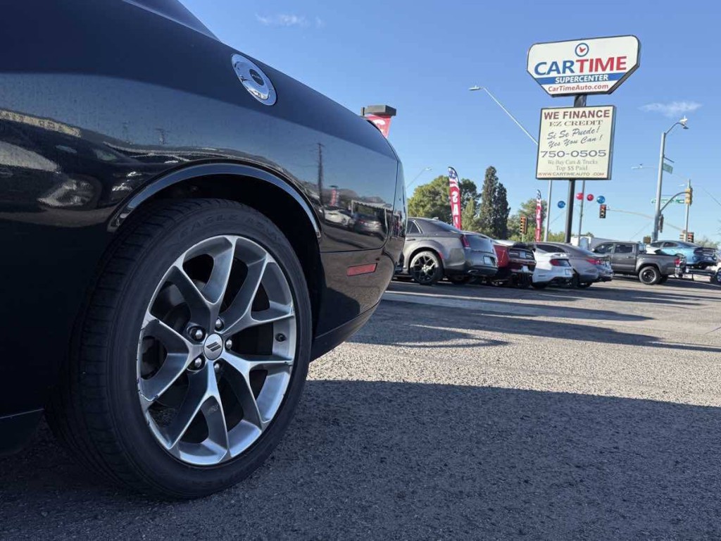 2022 Dodge Challenger Image 19