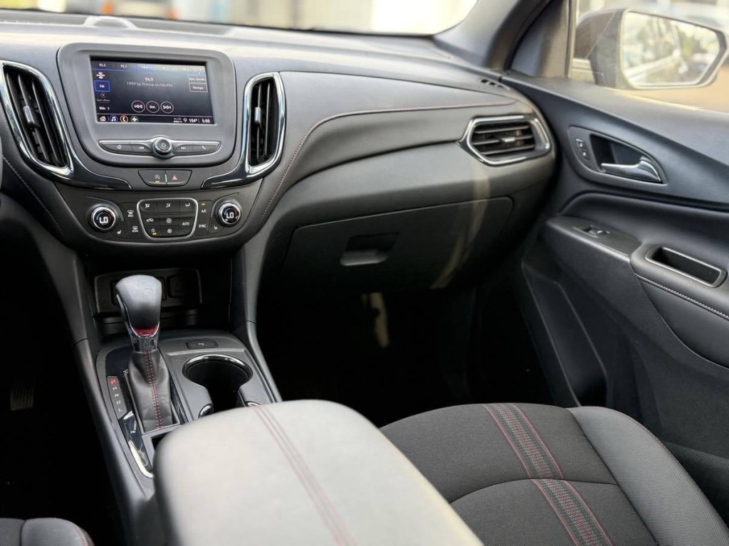 2024 Chevrolet Equinox Image 15