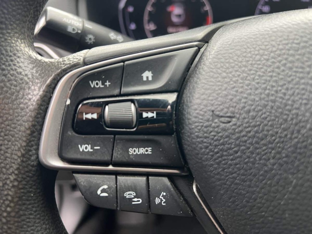 2019 Honda Accord Image 9