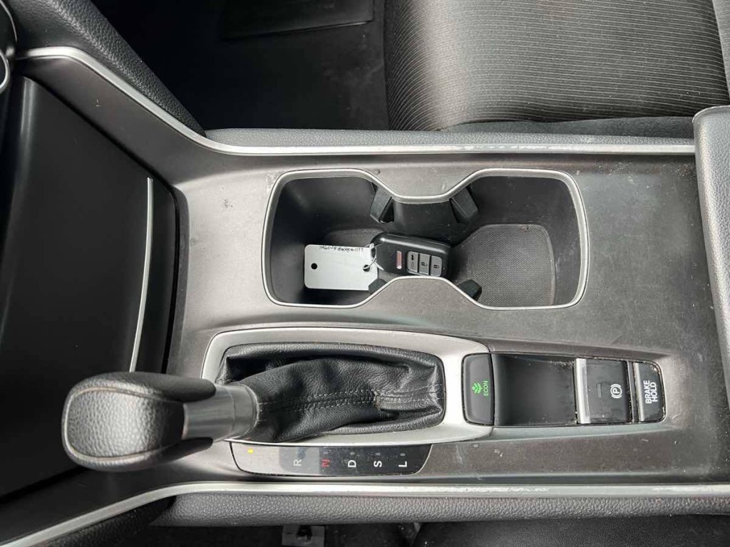 2019 Honda Accord Image 12
