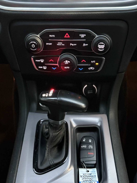 2020 Dodge Charger Image 16