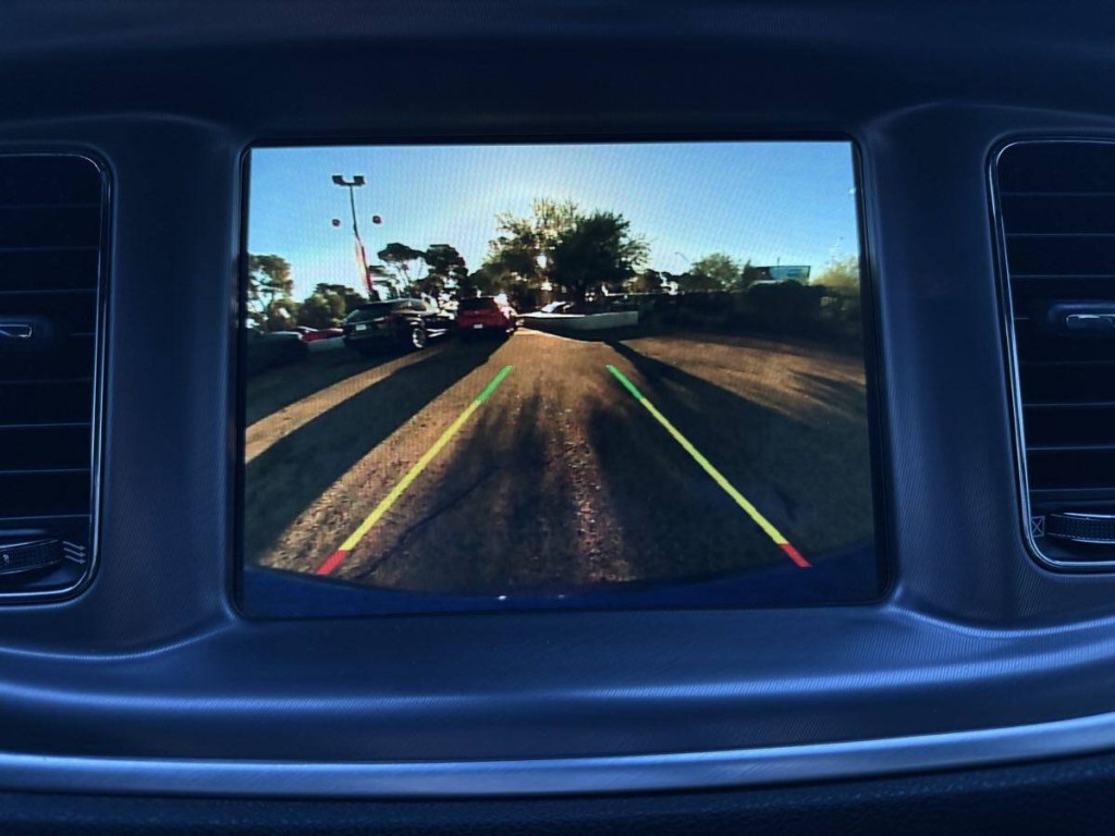 2020 Dodge Charger Image 18