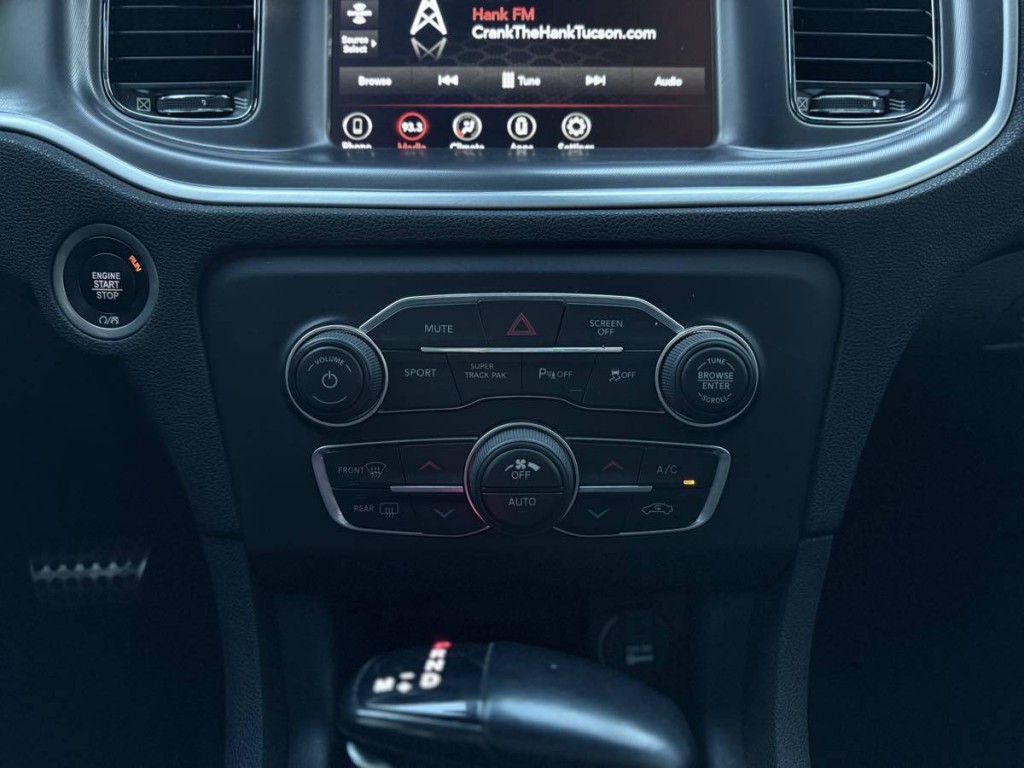 2020 Dodge Charger Image 19