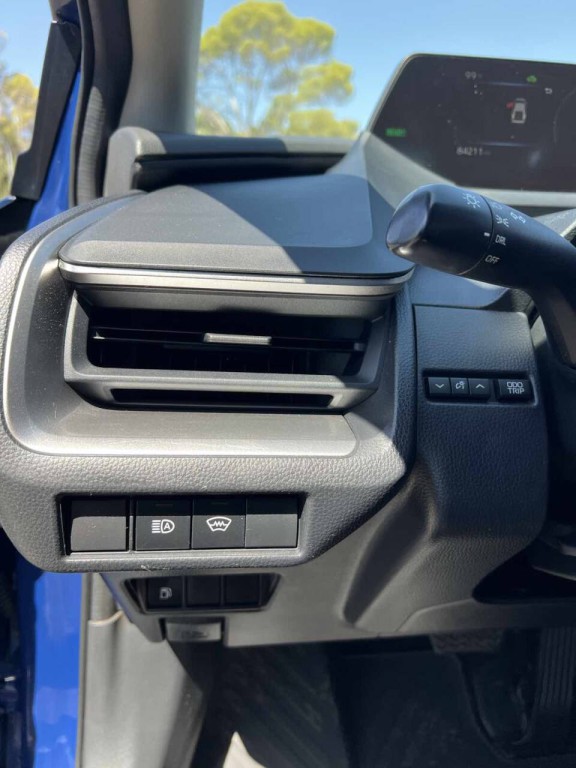2023 Toyota Prius Image 18
