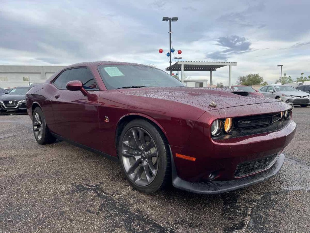 2022 Dodge Challenger Image 3