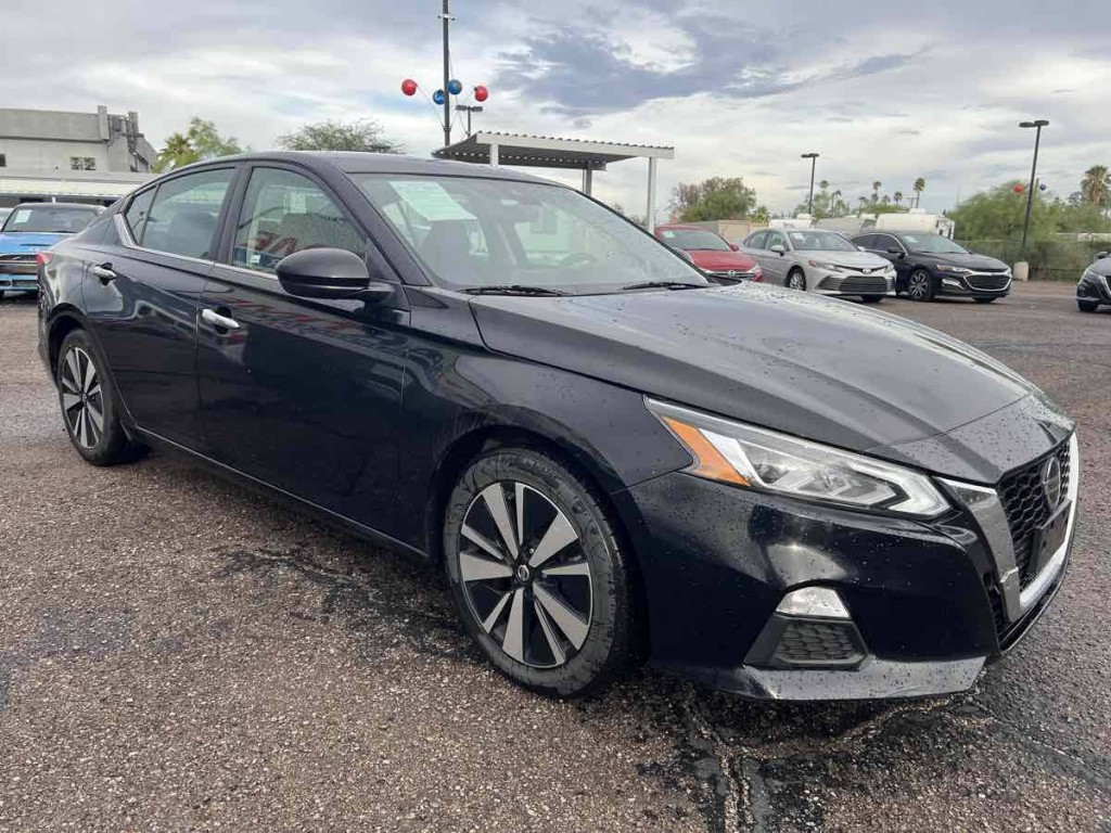 2022 Nissan Altima Image 3