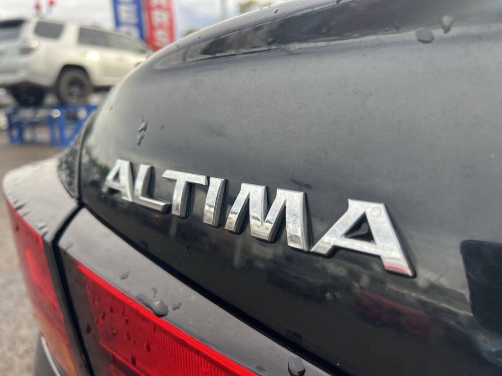 2022 Nissan Altima Image 5