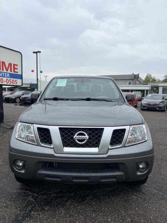 2020 Nissan Frontier Image 2