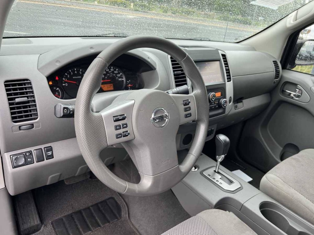 2020 Nissan Frontier Image 10