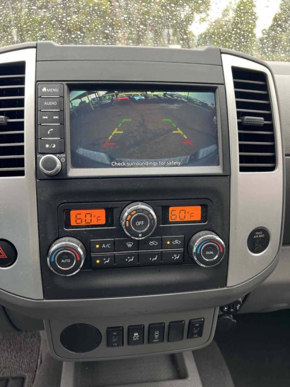 2020 Nissan Frontier Image 12