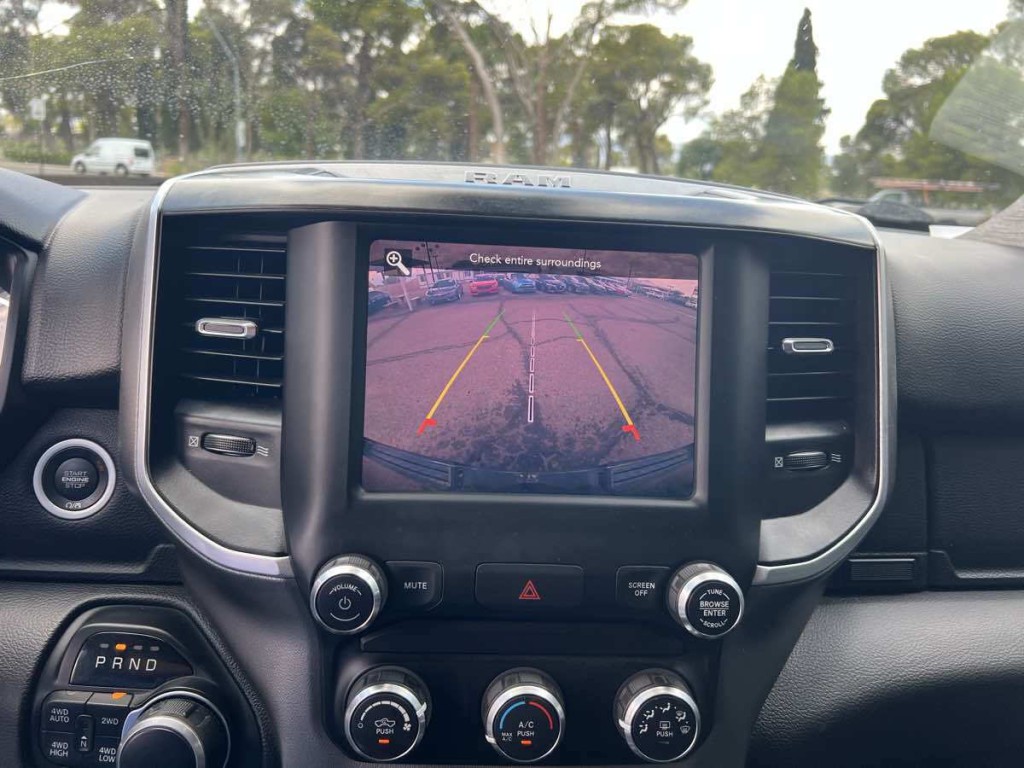 2019 RAM 1500 Image 16
