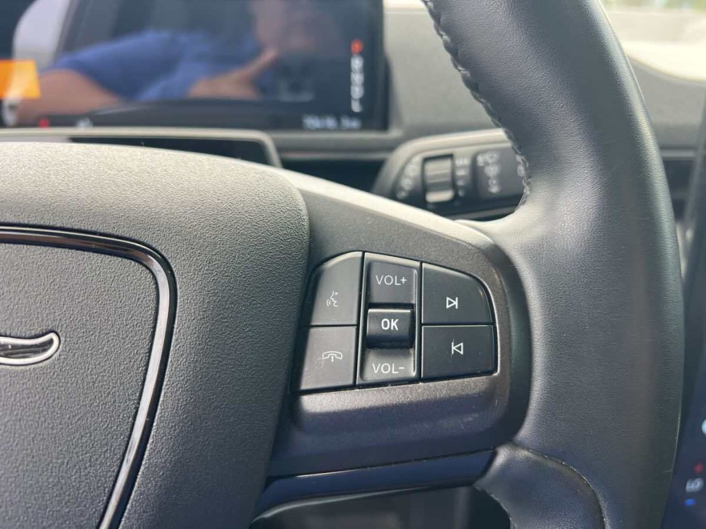 2021 Ford Mustang Image 19