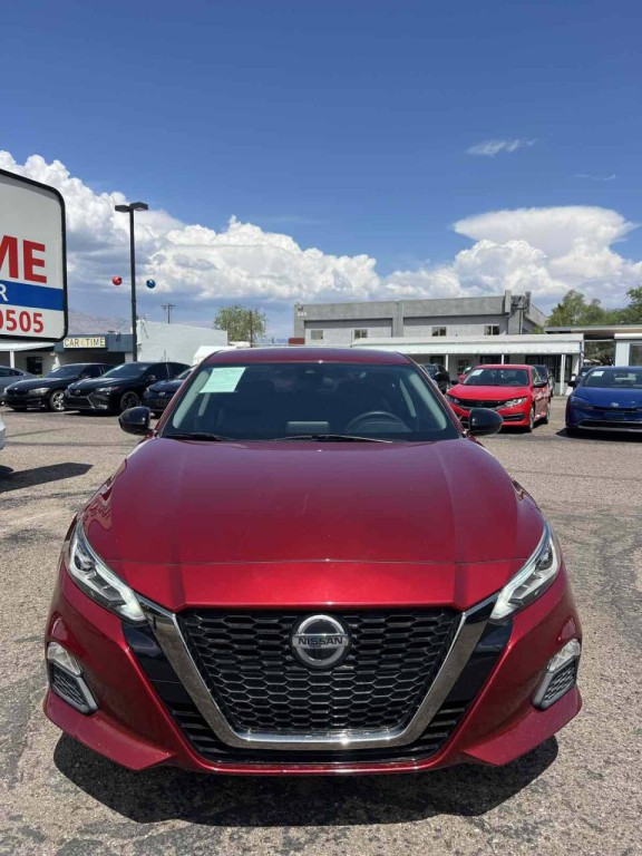2021 Nissan Altima Image 2