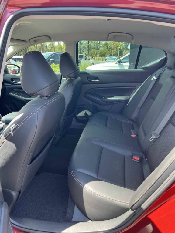 2021 Nissan Altima Image 21