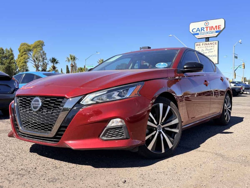 2021 Nissan Altima Image 2