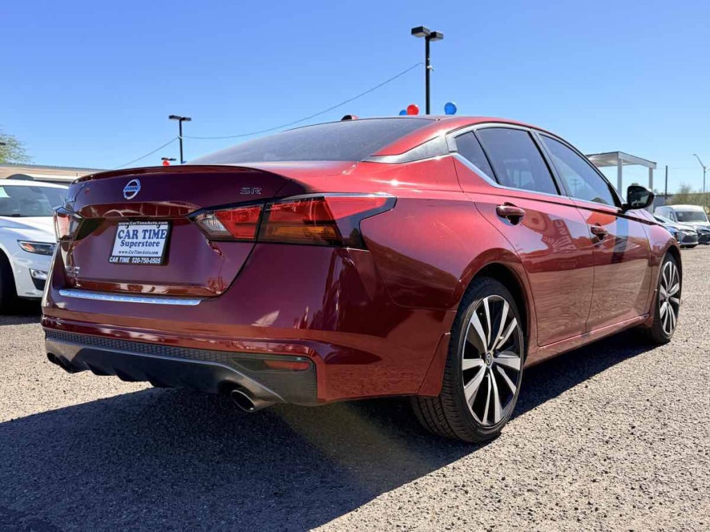 2021 Nissan Altima Image 7