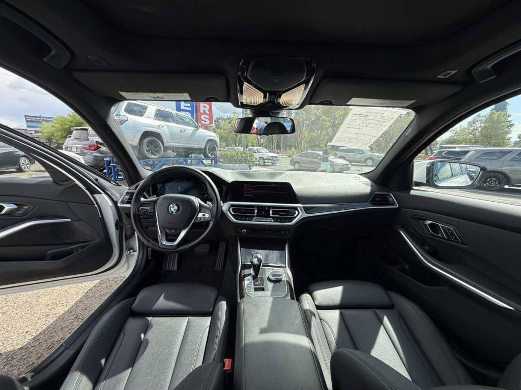 2019 BMW 3 Series Image 13
