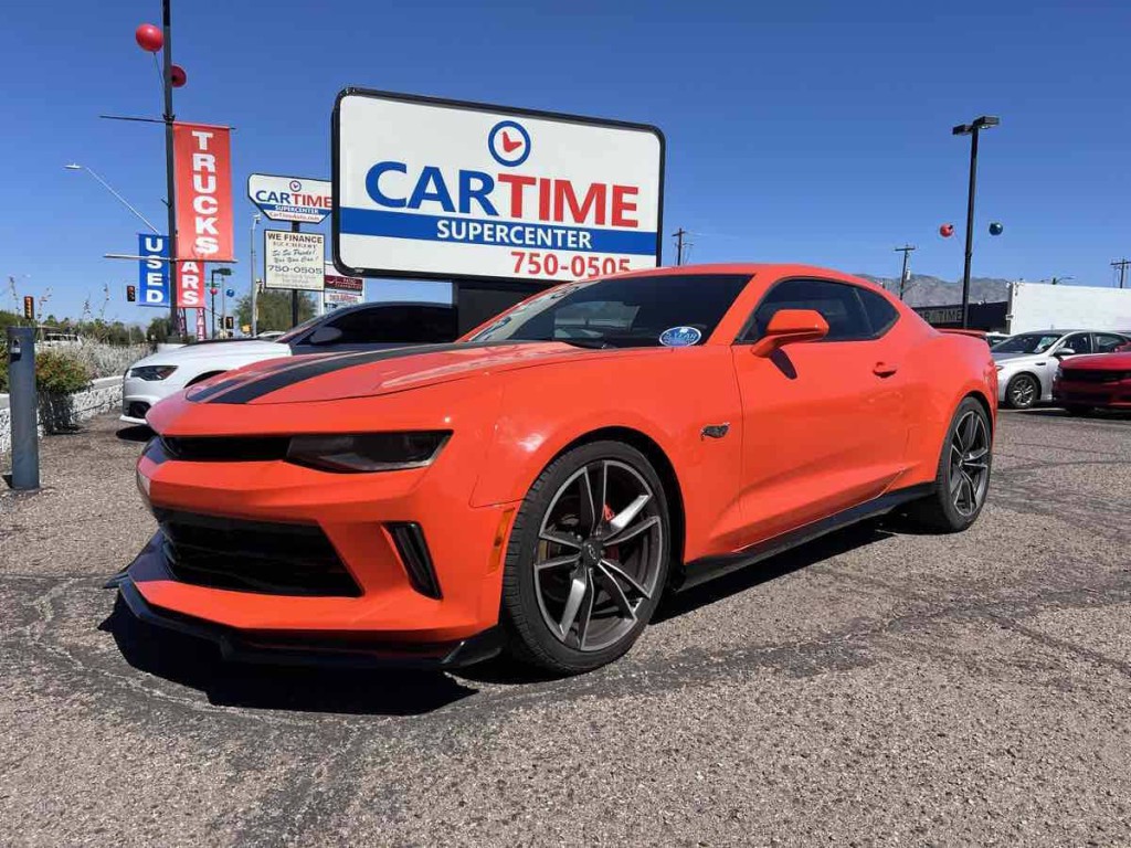 2018 Chevrolet Camaro Image 1