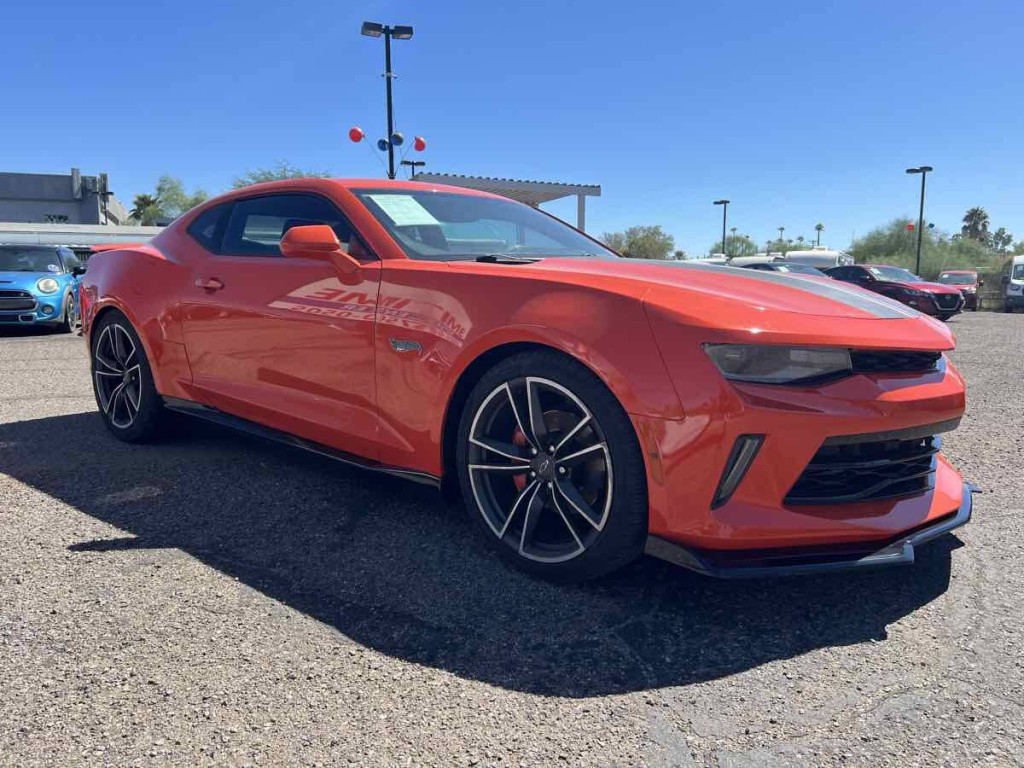 2018 Chevrolet Camaro Image 3