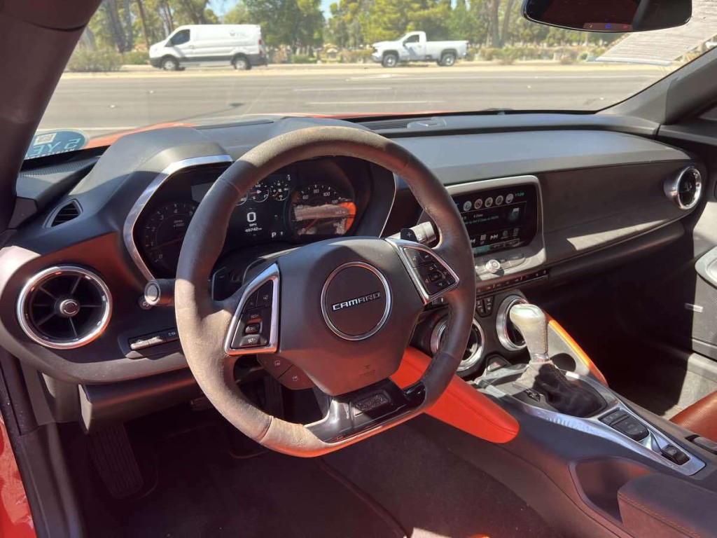 2018 Chevrolet Camaro Image 9