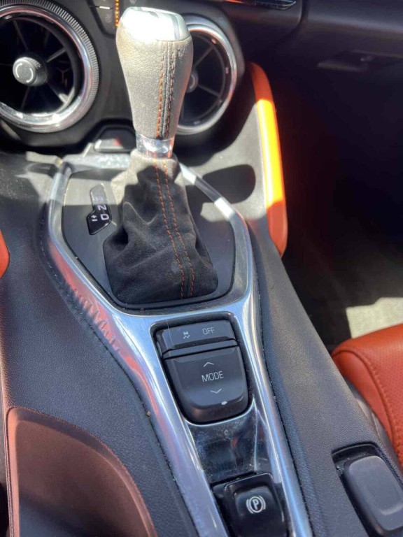 2018 Chevrolet Camaro Image 14