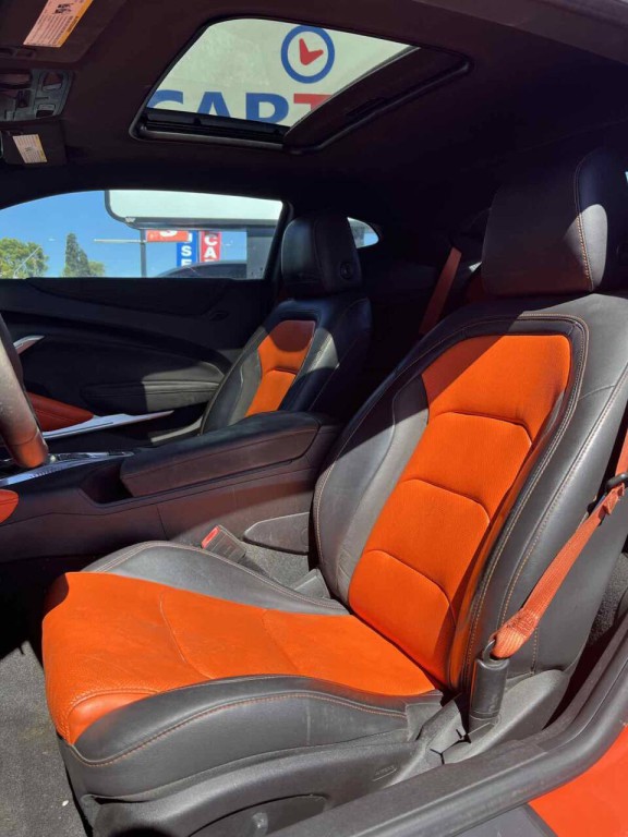 2018 Chevrolet Camaro Image 17