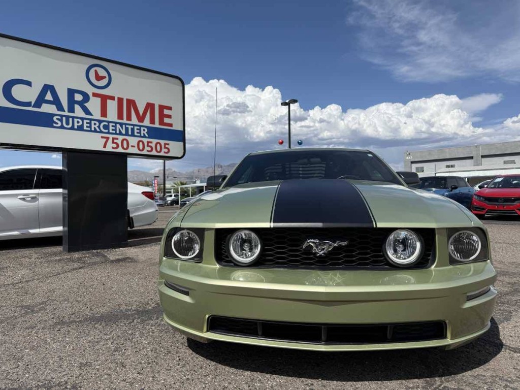 2006 Ford Mustang Image 2