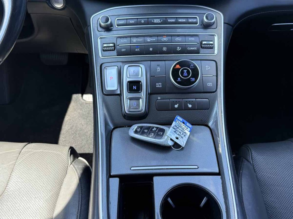 2021 Hyundai Santa Fe Image 18
