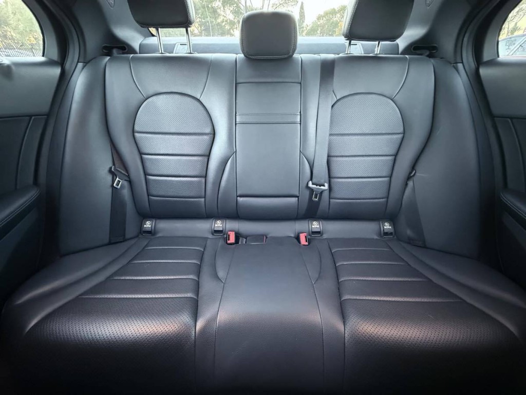 2021 Mercedes-Benz C-Class Image 22