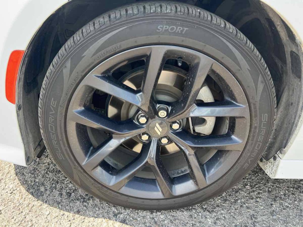 2021 Dodge Charger Image 7