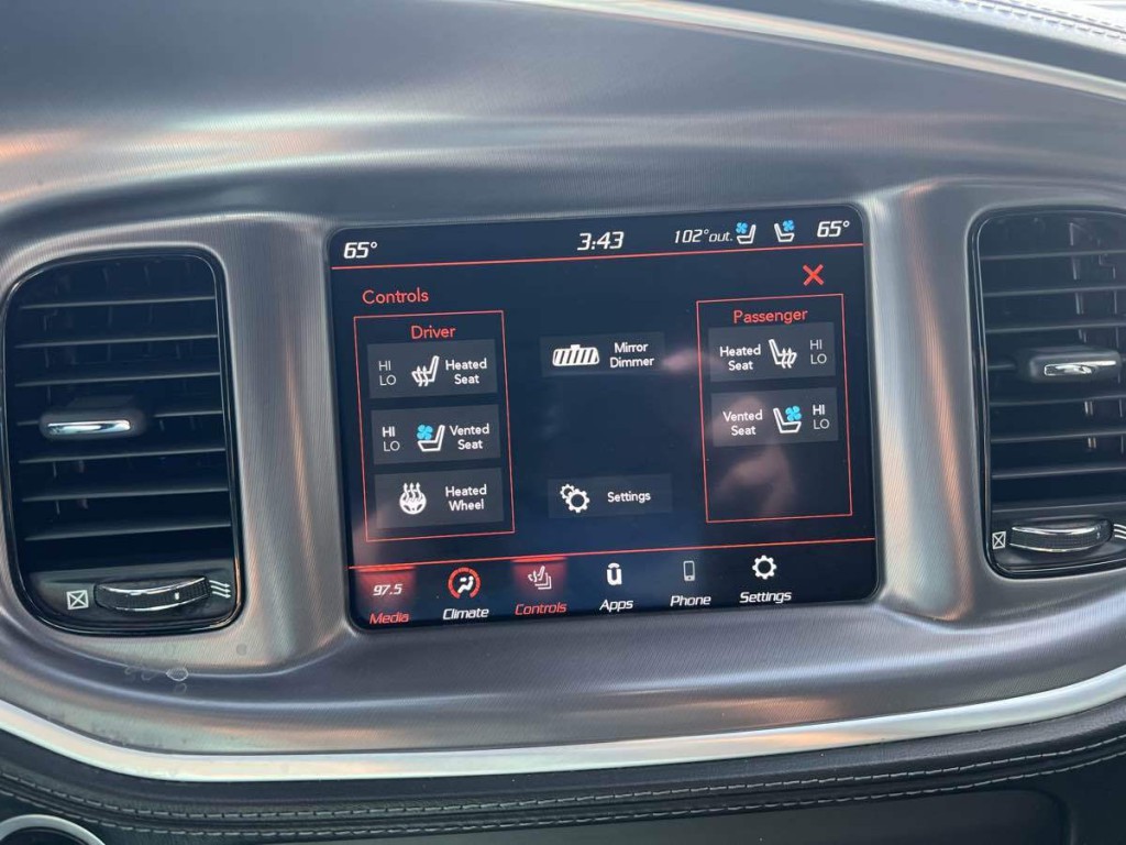 2021 Dodge Charger Image 18