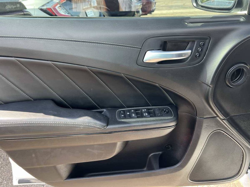 2021 Dodge Charger Image 23