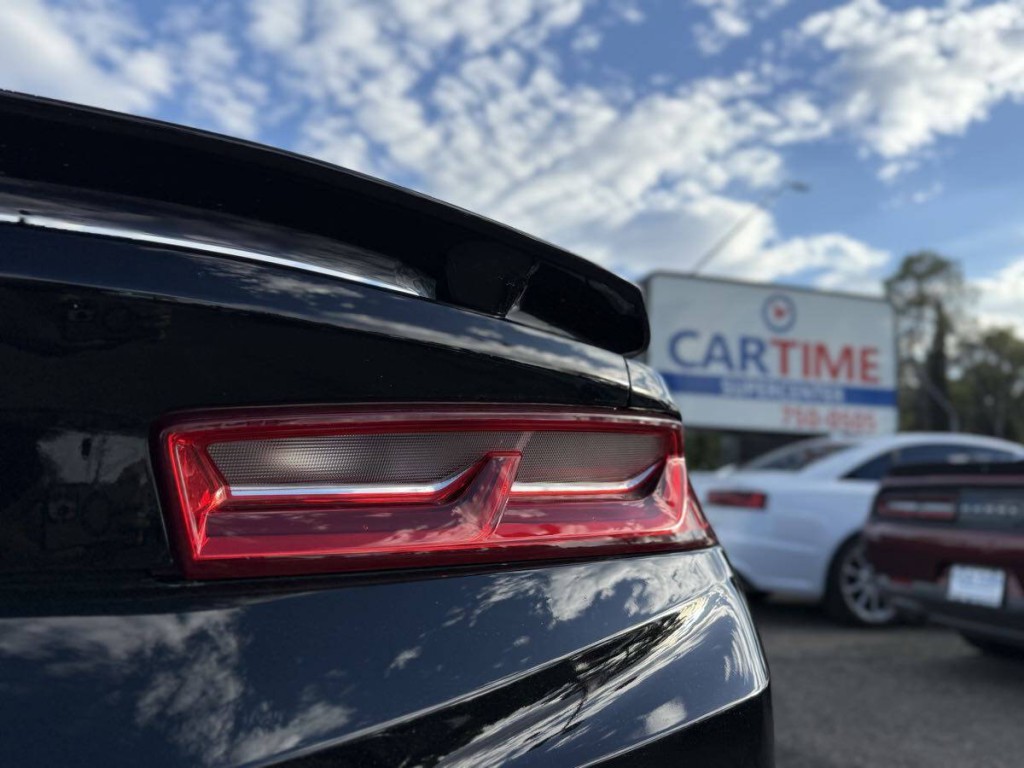 2016 Chevrolet Camaro Image 5