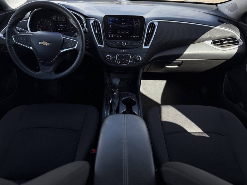 2023 Chevrolet Malibu Image 15
