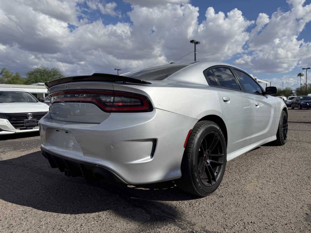 2022 Dodge Charger Image 5