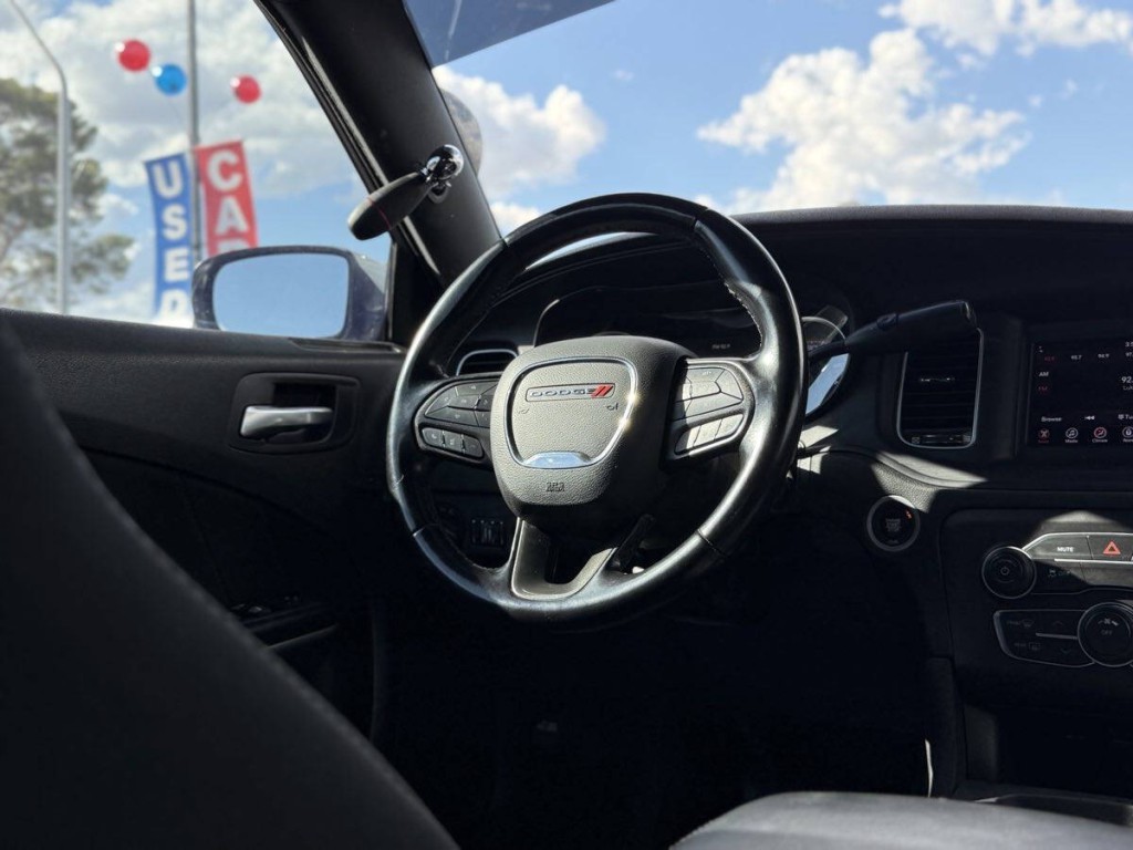 2022 Dodge Charger Image 12