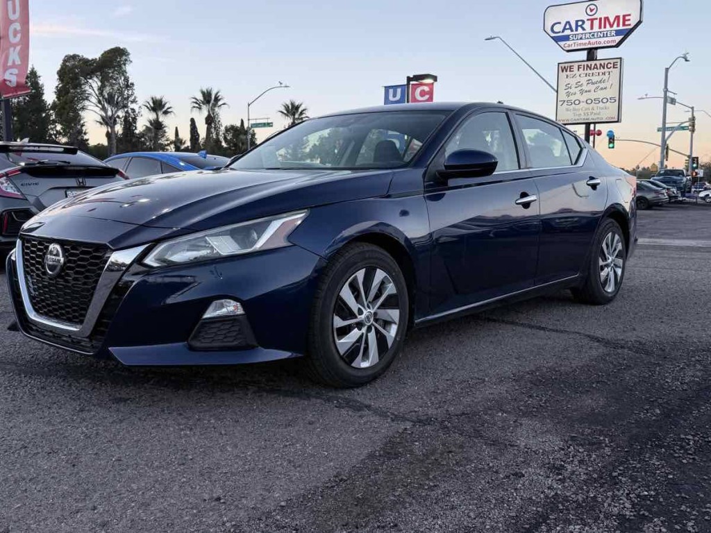 2022 Nissan Altima Image 4