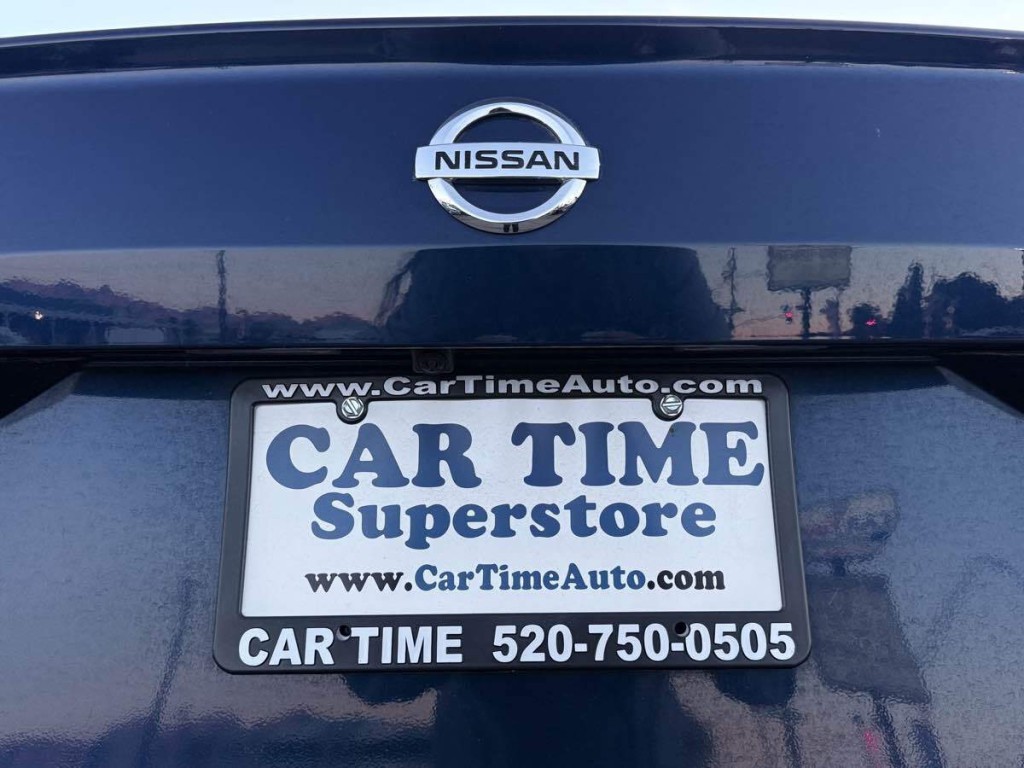 2022 Nissan Altima Image 10