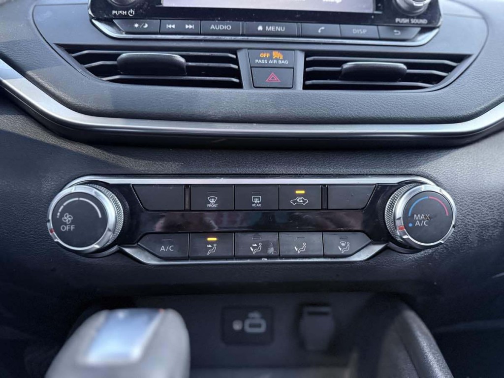 2022 Nissan Altima Image 19