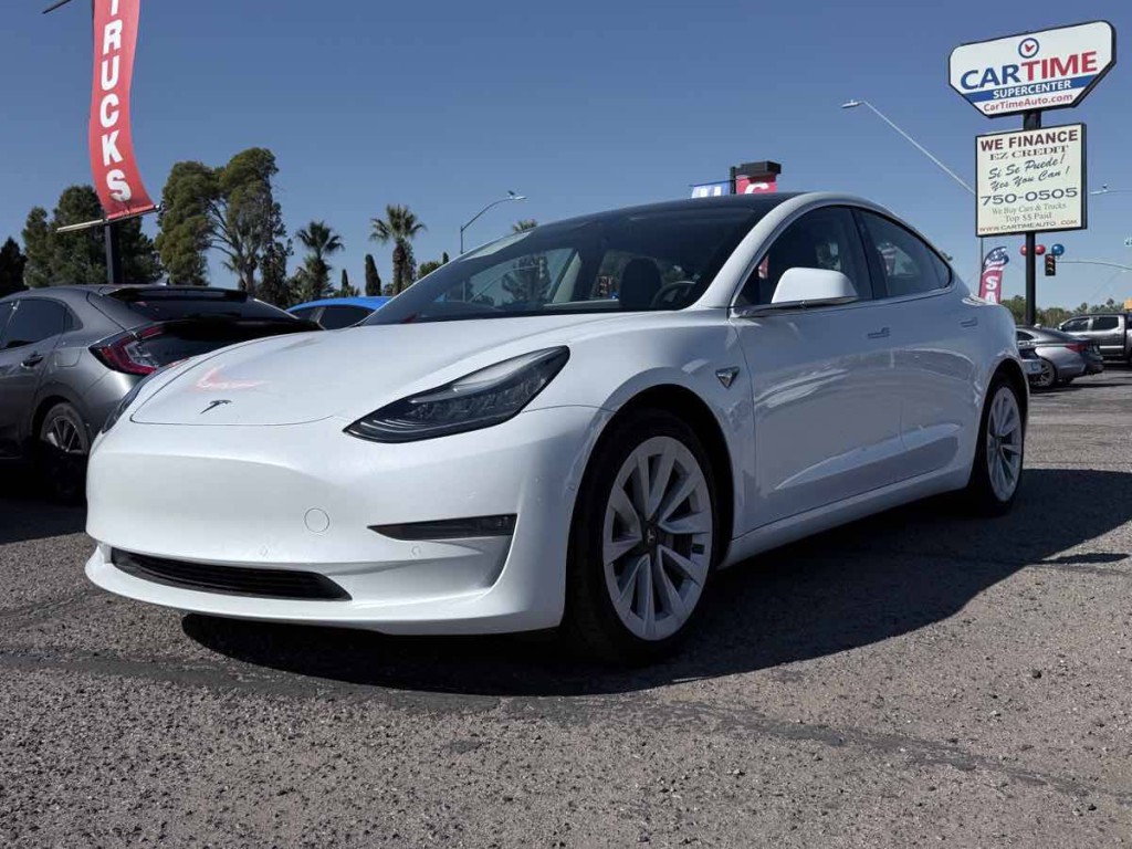 2020 Tesla Model 3 Image 4