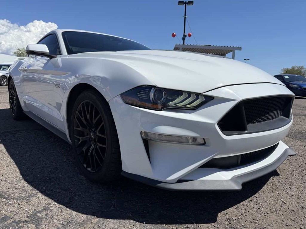 2019 Ford Mustang Image 4