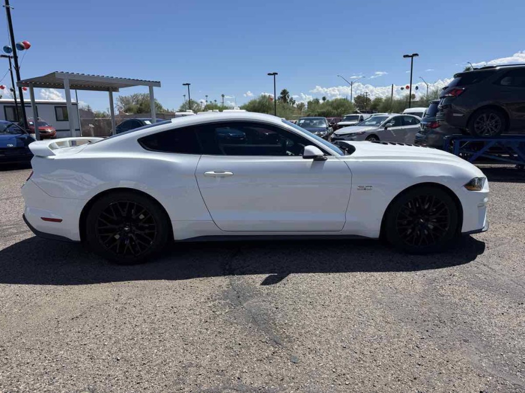 2019 Ford Mustang Image 5