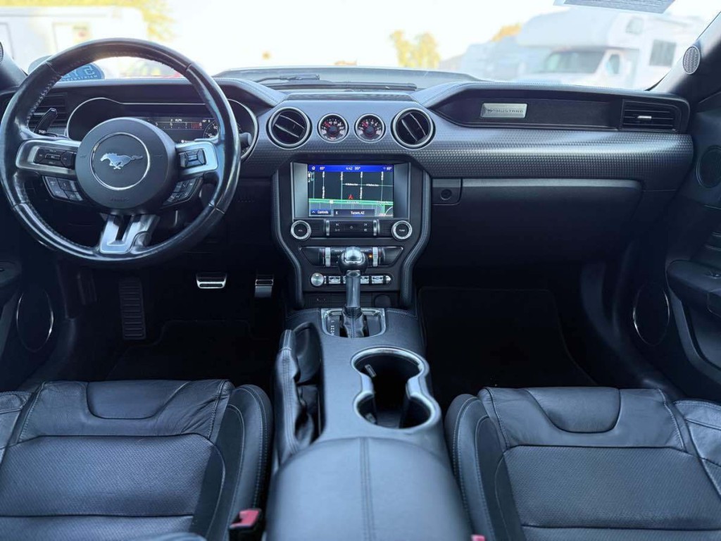 2019 Ford Mustang Image 12